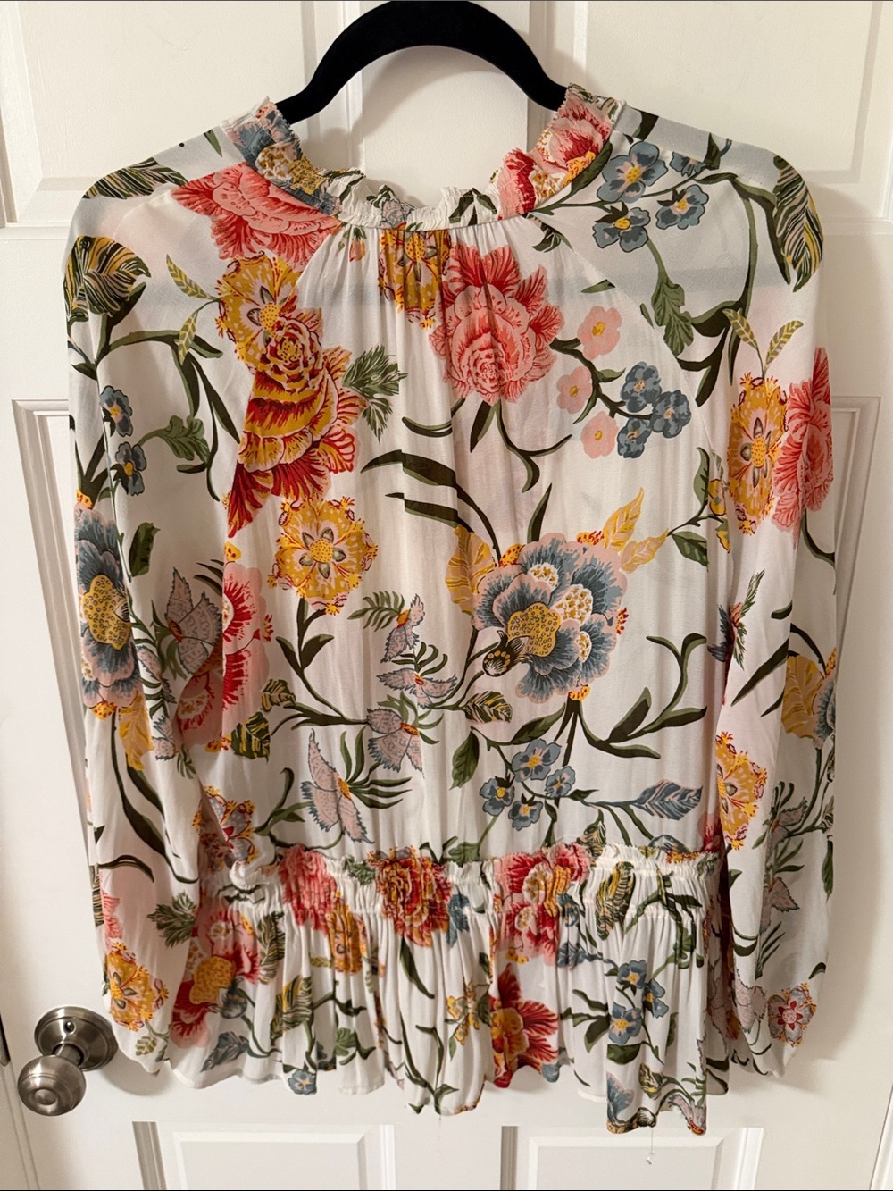 LOFT Floral Poppy Bloom Smocked Tie
Neck Boho Floral Blouse Cottagecore L Petite - Picture 6 of 6